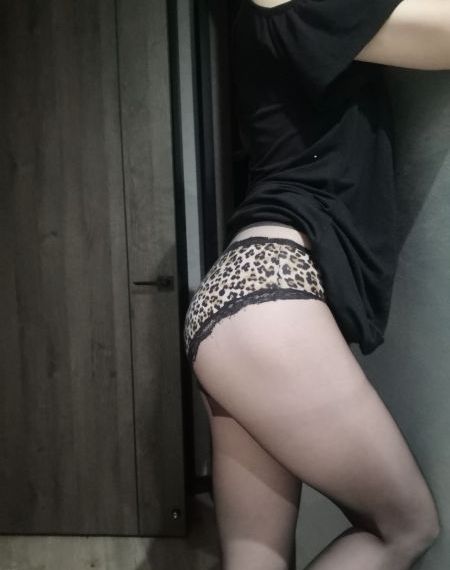 年轻的保姆6