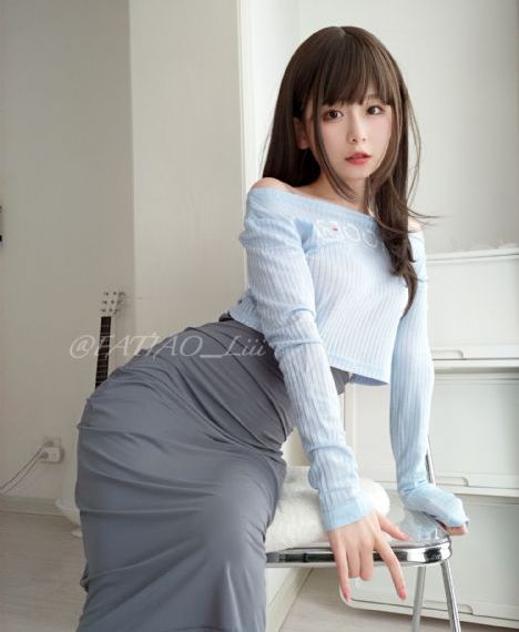 美丽的秘书