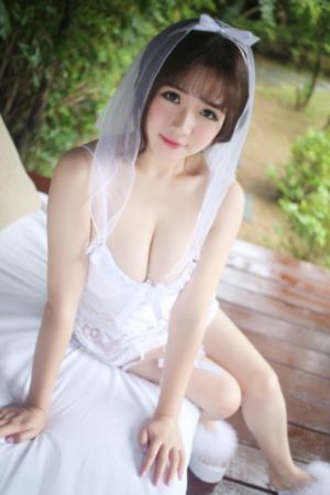 办公室浪荡女秘在线观看